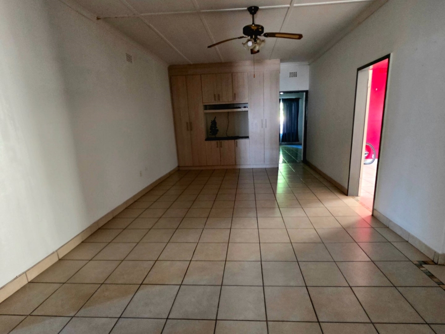 4 Bedroom Property for Sale in Oosterville Northern Cape